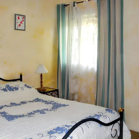 Charmante A Avec Piscine Privee Villa *